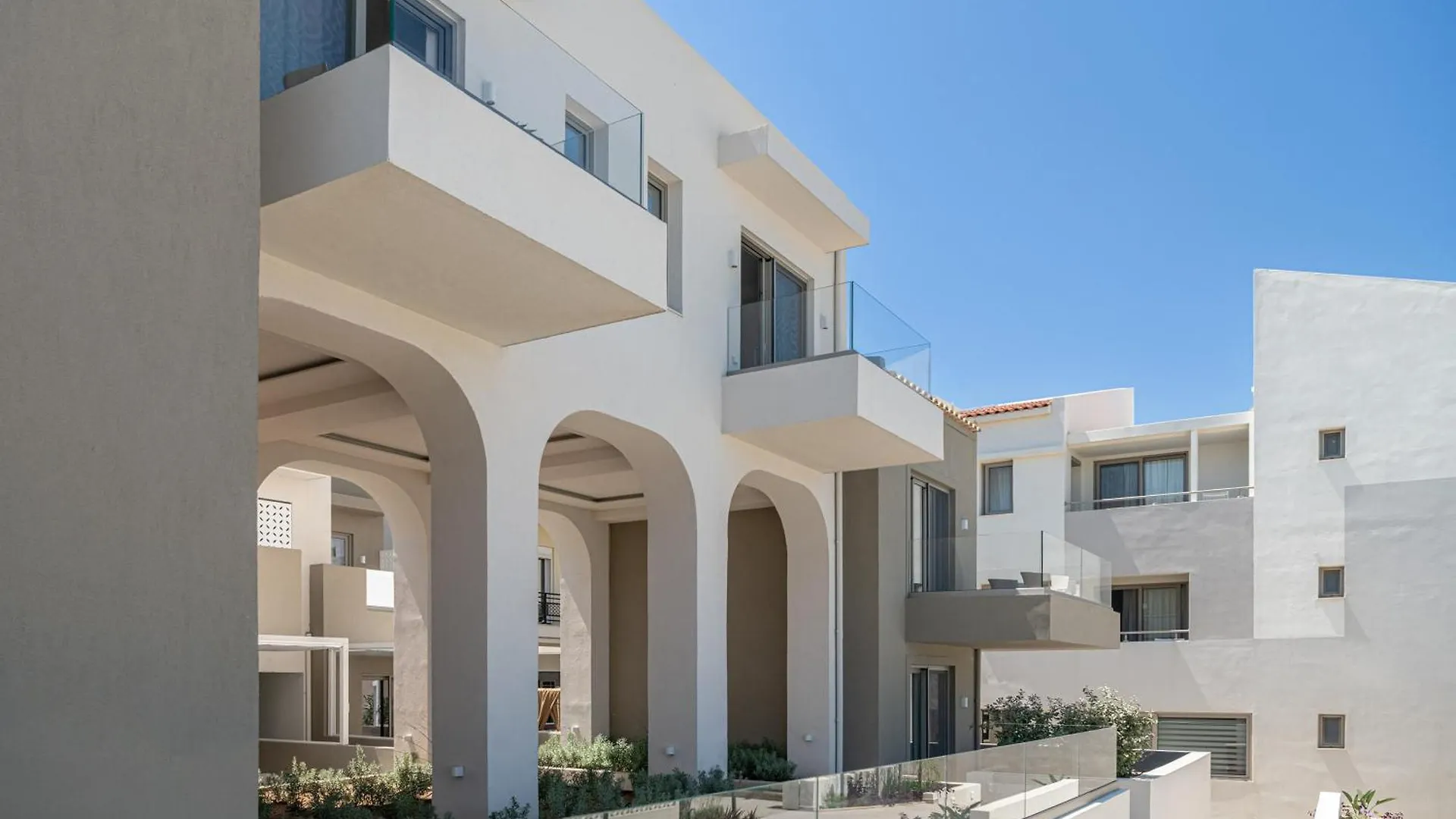 Iperion Beach Hotel Rethymno Lägenhetshotell