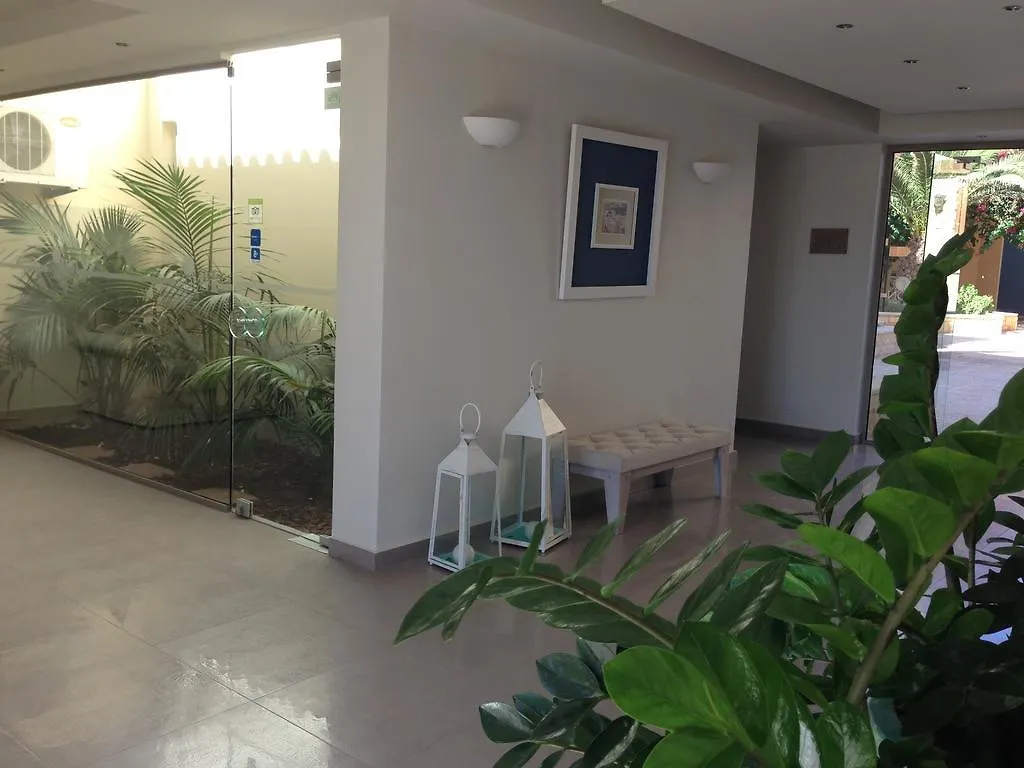 Iperion Beach Hotel Rethymno  Aparthotel Rethymno (Crete)