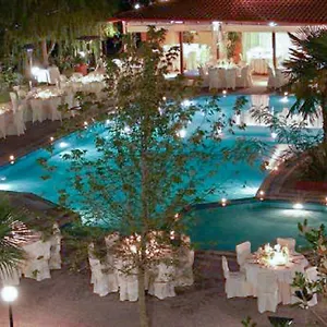 *** Hotel Four Seasons Grecia